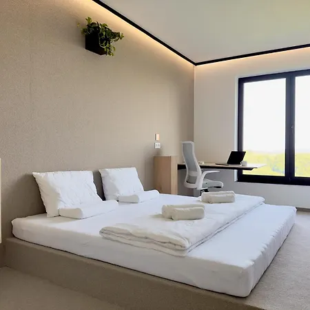 Dom wakacyjny Luxurious With Jacuzzi In Beskid Mountains Lapanow